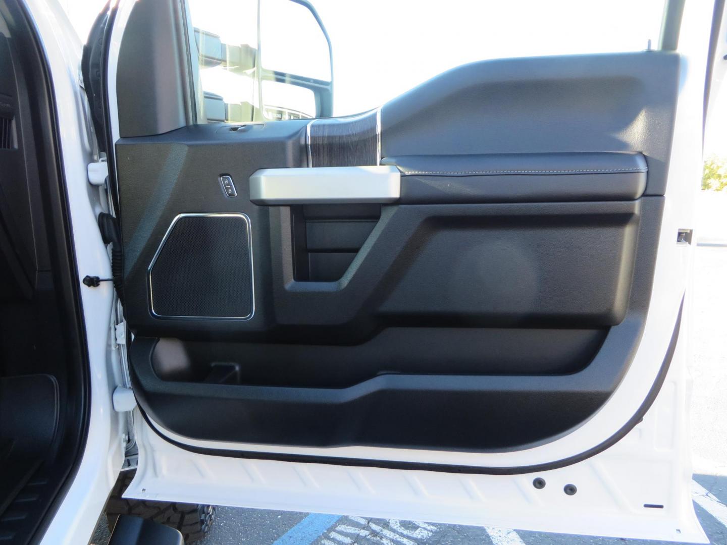 2021 White /BLACK Ford F-250 SD Lariat Crew Cab 4WD (1FT7W2BTXME) with an 6.7L V8 OHV 16V DIESEL engine, 6A transmission, located at 2630 Grass Valley Highway, Auburn, CA, 95603, (530) 508-5100, 38.937893, -121.095482 - Features a BDS level kit with Fox 2.0 shocks, 35" Toyo Open Country RT trail tires, 18" KMC IMS wheels, Weathertech Bug deflector and floor liners. - Photo#50