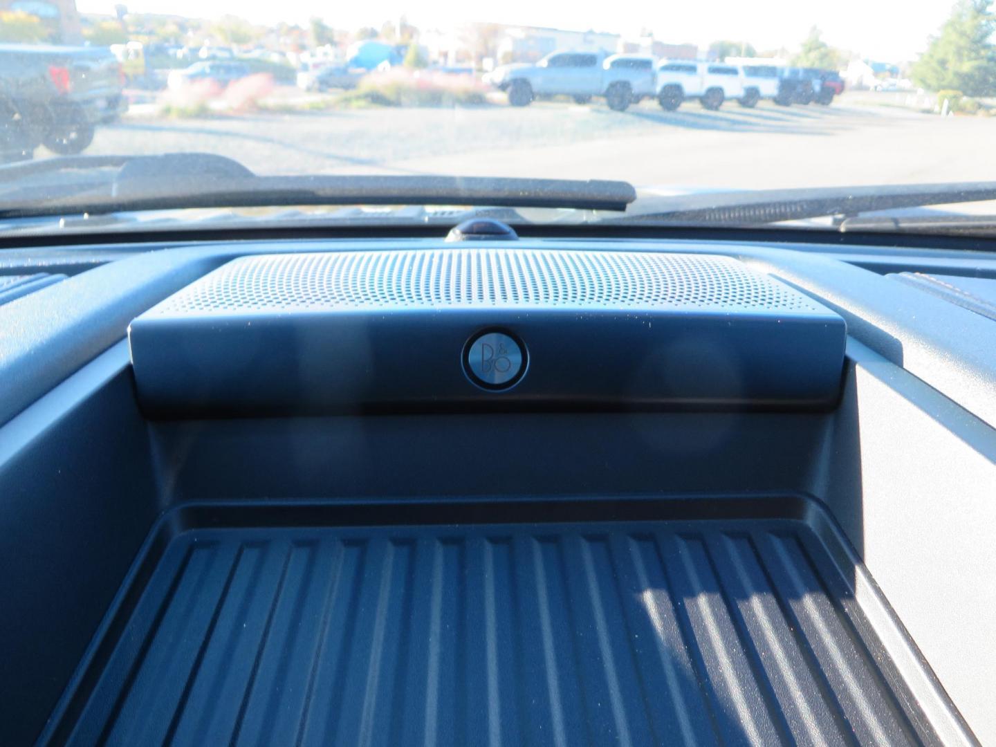 2022 BLACK /BLACK Ford F-250 SD Platinum Tremor Crew Cab Short Bed 4WD (1FT8W2BT2NE) with an 6.7L V8 OHV 16V DIESEL engine, 10 speed transmission, located at 2630 Grass Valley Highway, Auburn, CA, 95603, (530) 508-5100, 38.937893, -121.095482 - Features - BDS 4" Radius arm suspension system, Fox 2.0 shocks, Dual Fox steering stabilizers, 37" Nitto Ridge Grappler tires, 20" Fuel Rebel wheels, Airlift air bags, Airlift wireless 1 compressor, and window tint. - Photo#35