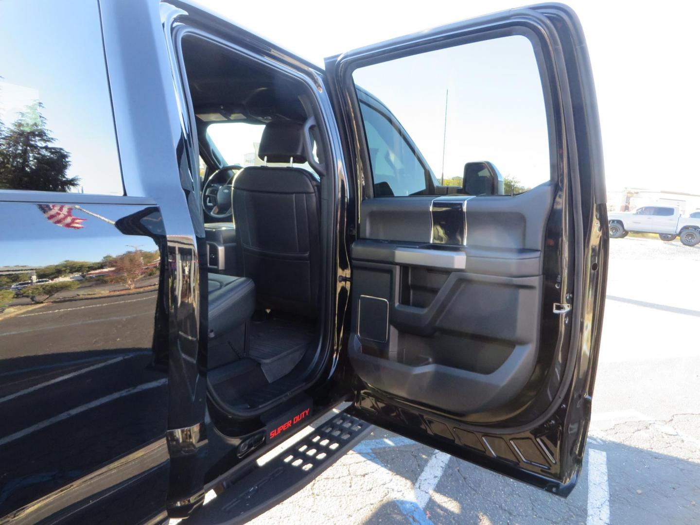2022 BLACK /BLACK Ford F-250 SD Platinum Tremor Crew Cab Short Bed 4WD (1FT8W2BT2NE) with an 6.7L V8 OHV 16V DIESEL engine, 10 speed transmission, located at 2630 Grass Valley Highway, Auburn, CA, 95603, (530) 508-5100, 38.937893, -121.095482 - Features - BDS 4" Radius arm suspension system, Fox 2.0 shocks, Dual Fox steering stabilizers, 37" Nitto Ridge Grappler tires, 20" Fuel Rebel wheels, Airlift air bags, Airlift wireless 1 compressor, and window tint. - Photo#70