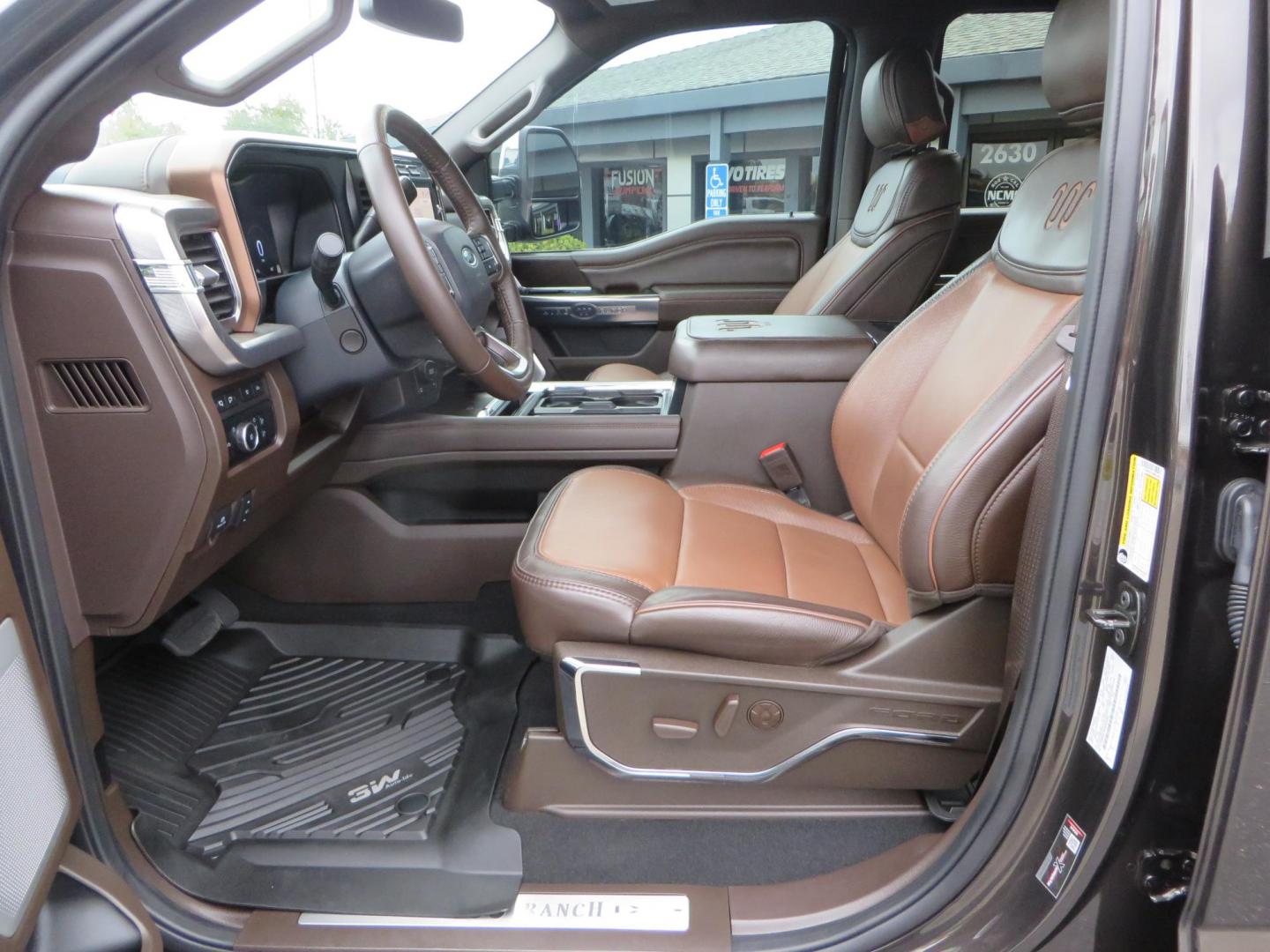 2024 Bronze /Brown Ford F-350 SD King Ranch Crew Cab Long Bed 4WD (1FT8W3BT4RE) with an 6.7L V8 OHV 16V DIESEL engine, 6A transmission, located at 2630 Grass Valley Highway, Auburn, CA, 95603, (530) 508-5100, 38.937893, -121.095482 - Longbed Kinch Ranch sitting on a BDS level kit, Fox 2.0 shocks, 20'' Method MR709 race wheels, and 35'' Toyo AT3 tires. - Photo#25