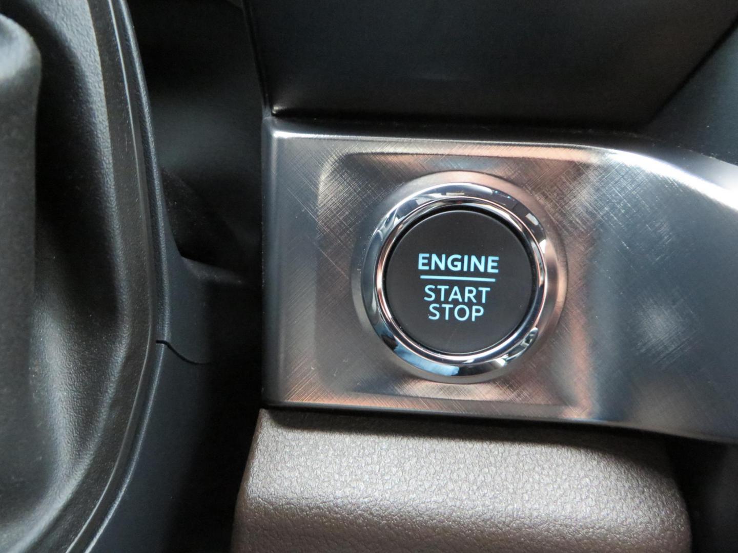 2024 Bronze /Brown Ford F-350 SD King Ranch Crew Cab Long Bed 4WD (1FT8W3BT4RE) with an 6.7L V8 OHV 16V DIESEL engine, 6A transmission, located at 2630 Grass Valley Highway, Auburn, CA, 95603, (530) 508-5100, 38.937893, -121.095482 - Longbed Kinch Ranch sitting on a BDS level kit, Fox 2.0 shocks, 20'' Method MR709 race wheels, and 35'' Toyo AT3 tires. - Photo#43