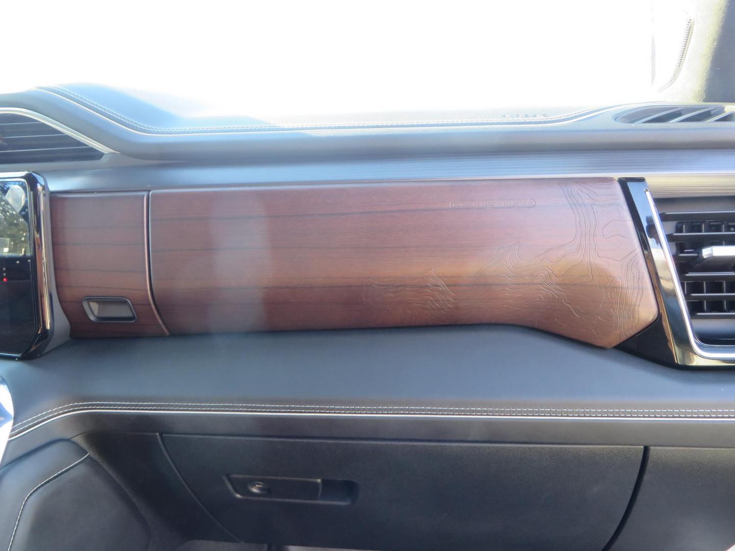 2024 White /Brown GMC Sierra 3500HD Crew Cab 4WD (1GT49YEYXRF) with an 6.6L V8 OHV 16V TURBO DIESEL engine, 10 Speed Automatic transmission, located at 2630 Grass Valley Highway, Auburn, CA, 95603, (530) 508-5100, 38.937893, -121.095482 - Must see Tow rig! - Photo#64