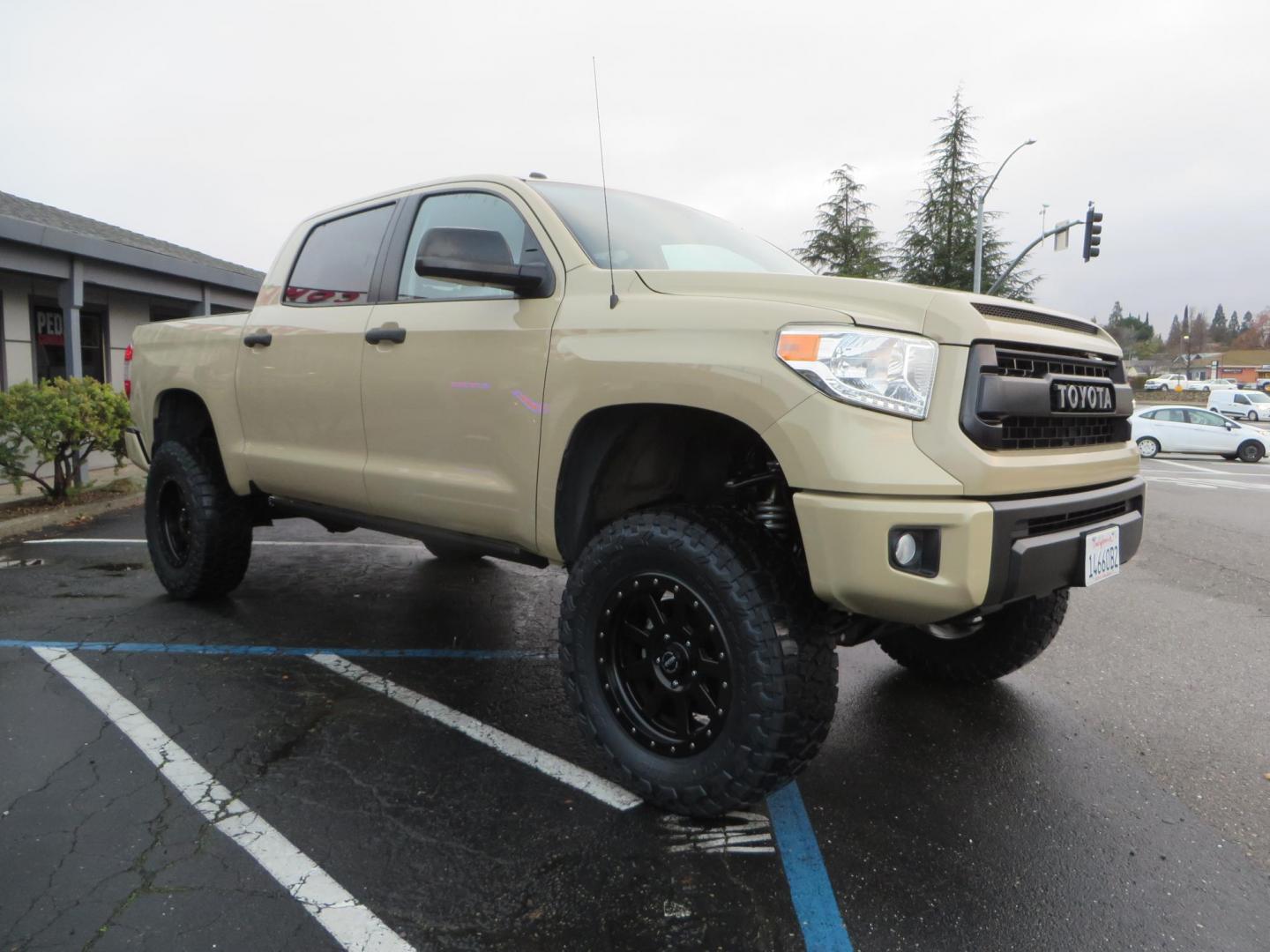 2017 Tan /Charcoal Toyota Tundra SR5 5.7L V8 CrewMax 4WD (5TFDY5F17HX) with an 5.7L V8 DOHC 32V engine, 6A transmission, located at 2630 Grass Valley Highway, Auburn, CA, 95603, (530) 508-5100, 38.937893, -121.095482 - Features- BDS 7" suspension system, Fox remote reservoir coilovers, Fox 2.0 rear shocks, 37" Toyo RT Trail, 20" Sota SSD wheels, AMP power steps, Weathertech floor liners, Weathertech impact liner. - Photo#6