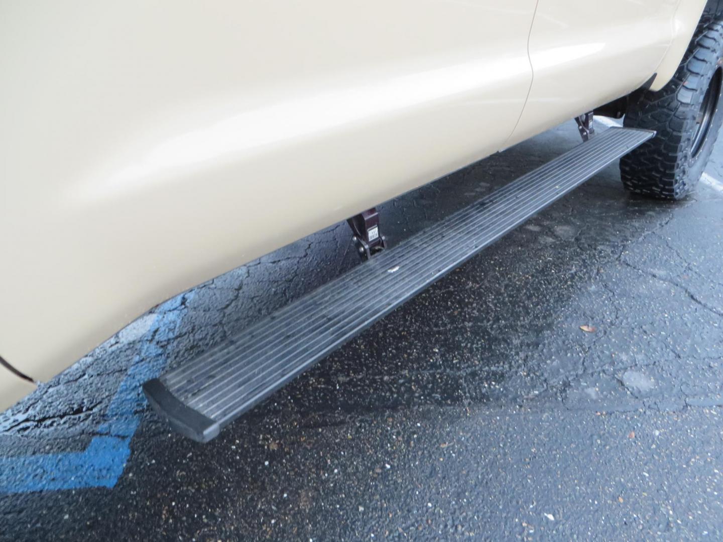 2017 Tan /Charcoal Toyota Tundra SR5 5.7L V8 CrewMax 4WD (5TFDY5F17HX) with an 5.7L V8 DOHC 32V engine, 6A transmission, located at 2630 Grass Valley Highway, Auburn, CA, 95603, (530) 508-5100, 38.937893, -121.095482 - Features- BDS 7" suspension system, Fox remote reservoir coilovers, Fox 2.0 rear shocks, 37" Toyo RT Trail, 20" Sota SSD wheels, AMP power steps, Weathertech floor liners, Weathertech impact liner. - Photo#12