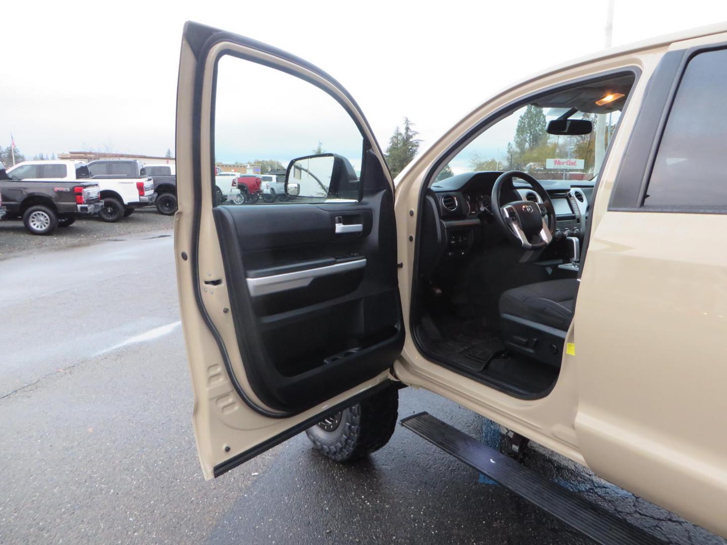 2017 Tan /Charcoal Toyota Tundra SR5 5.7L V8 CrewMax 4WD (5TFDY5F17HX) with an 5.7L V8 DOHC 32V engine, 6A transmission, located at 2630 Grass Valley Highway, Auburn, CA, 95603, (530) 508-5100, 38.937893, -121.095482 - Features- BDS 7" suspension system, Fox remote reservoir coilovers, Fox 2.0 rear shocks, 37" Toyo RT Trail, 20" Sota SSD wheels, AMP power steps, Weathertech floor liners, Weathertech impact liner. - Photo#17