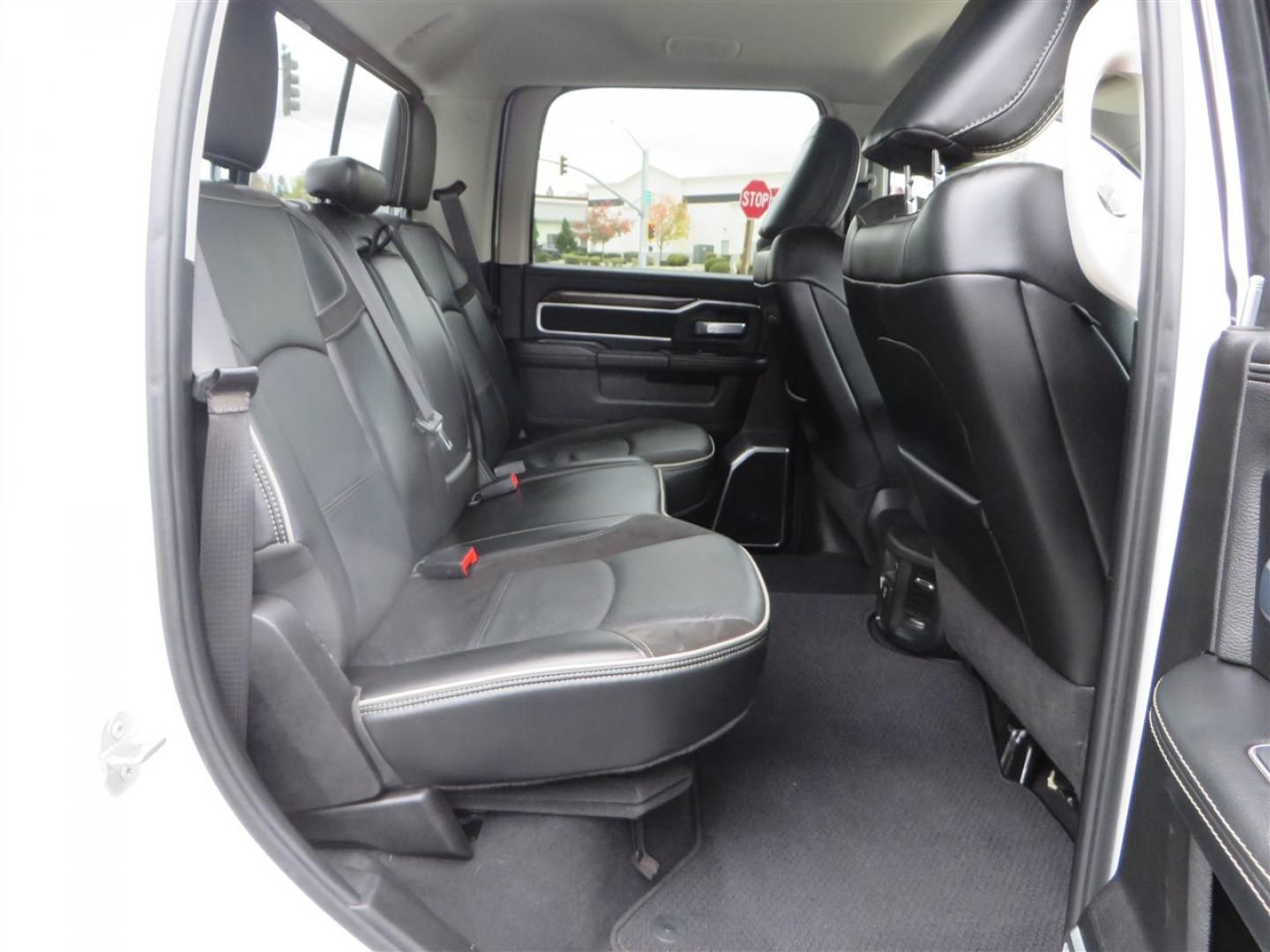 2024 White /BLACK RAM 2500 Laramie Crew Cab SWB 4WD (3C6UR5FLXRG) with an 6.7L L6 OHV 24V TURBO DIESEL engine, 6A transmission, located at 2630 Grass Valley Highway, Auburn, CA, 95603, (530) 508-5100, 38.937893, -121.095482 - Must see 6 passenger Ram sitting on a BDS leveling kit, Fox 2.0 shocks, 18" Method MR315 wheels, and 35" Nitto Ridge Grappler tires. - Photo#59