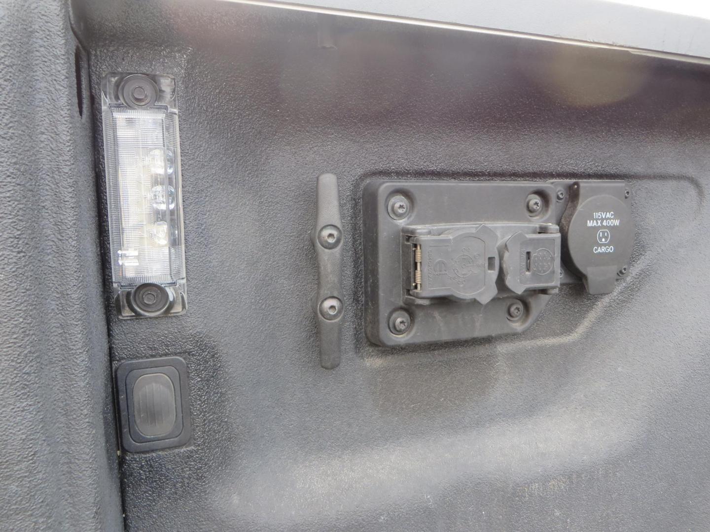 2022 White RAM 3500 Limited Crew Cab SWB 4WD (3C63R3SLXNG) with an 6.7L L6 OHV 24V TURBO DIESEL engine, 6A transmission, located at 2630 Grass Valley Highway, Auburn, CA, 95603, (530) 508-5100, 38.937893, -121.095482 - Features a BDS level kit, Fox 2.0 shocks, 20'' Fuel Hammer wheels, 35'' Nitto Ridge Grappler tires, Banks rear differential cover, S&B 52 gallon fuel tank, and window tint. - Photo#14