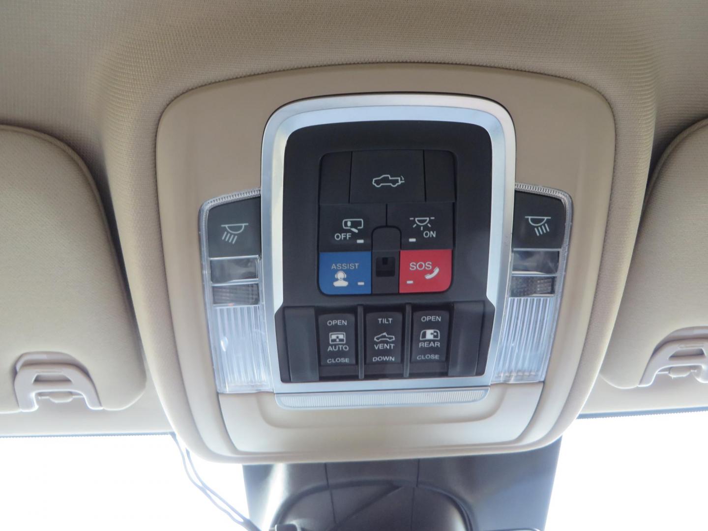 2022 White RAM 3500 Limited Crew Cab SWB 4WD (3C63R3SLXNG) with an 6.7L L6 OHV 24V TURBO DIESEL engine, 6A transmission, located at 2630 Grass Valley Highway, Auburn, CA, 95603, (530) 508-5100, 38.937893, -121.095482 - Features a BDS level kit, Fox 2.0 shocks, 20'' Fuel Hammer wheels, 35'' Nitto Ridge Grappler tires, Banks rear differential cover, S&B 52 gallon fuel tank, and window tint. - Photo#30