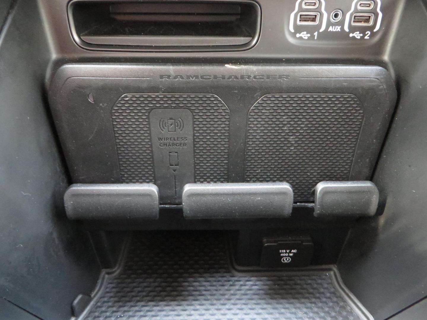 2022 White RAM 3500 Limited Crew Cab SWB 4WD (3C63R3SLXNG) with an 6.7L L6 OHV 24V TURBO DIESEL engine, 6A transmission, located at 2630 Grass Valley Highway, Auburn, CA, 95603, (530) 508-5100, 38.937893, -121.095482 - Features a BDS level kit, Fox 2.0 shocks, 20'' Fuel Hammer wheels, 35'' Nitto Ridge Grappler tires, Banks rear differential cover, S&B 52 gallon fuel tank, and window tint. - Photo#38