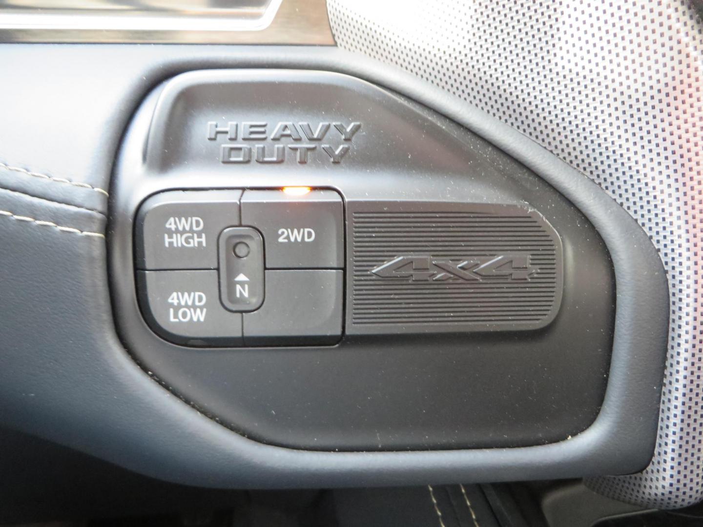 2022 White RAM 3500 Limited Crew Cab SWB 4WD (3C63R3SLXNG) with an 6.7L L6 OHV 24V TURBO DIESEL engine, 6A transmission, located at 2630 Grass Valley Highway, Auburn, CA, 95603, (530) 508-5100, 38.937893, -121.095482 - Features a BDS level kit, Fox 2.0 shocks, 20'' Fuel Hammer wheels, 35'' Nitto Ridge Grappler tires, Banks rear differential cover, S&B 52 gallon fuel tank, and window tint. - Photo#39