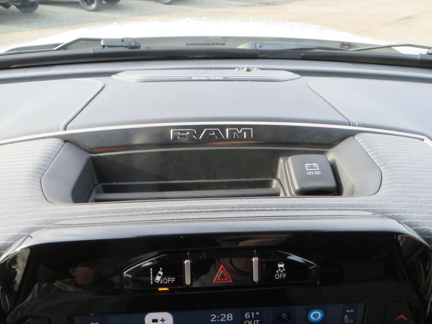 2022 White RAM 3500 Limited Crew Cab SWB 4WD (3C63R3SLXNG) with an 6.7L L6 OHV 24V TURBO DIESEL engine, 6A transmission, located at 2630 Grass Valley Highway, Auburn, CA, 95603, (530) 508-5100, 38.937893, -121.095482 - Features a BDS level kit, Fox 2.0 shocks, 20'' Fuel Hammer wheels, 35'' Nitto Ridge Grappler tires, Banks rear differential cover, S&B 52 gallon fuel tank, and window tint. - Photo#41