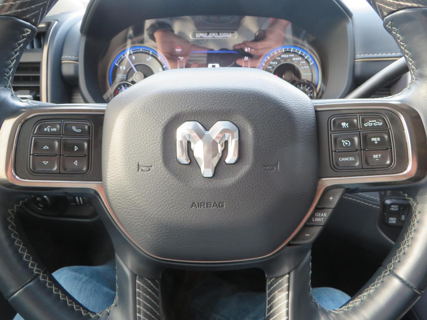 2022 White RAM 3500 Limited Crew Cab SWB 4WD (3C63R3SLXNG) with an 6.7L L6 OHV 24V TURBO DIESEL engine, 6A transmission, located at 2630 Grass Valley Highway, Auburn, CA, 95603, (530) 508-5100, 38.937893, -121.095482 - Features a BDS level kit, Fox 2.0 shocks, 20'' Fuel Hammer wheels, 35'' Nitto Ridge Grappler tires, Banks rear differential cover, S&B 52 gallon fuel tank, and window tint. - Photo#45