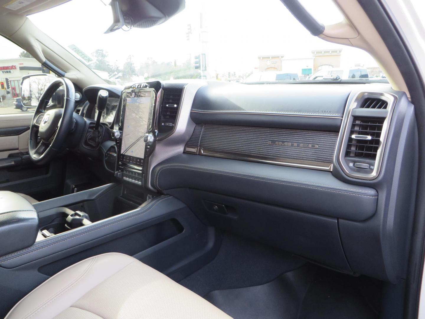 2022 White RAM 3500 Limited Crew Cab SWB 4WD (3C63R3SLXNG) with an 6.7L L6 OHV 24V TURBO DIESEL engine, 6A transmission, located at 2630 Grass Valley Highway, Auburn, CA, 95603, (530) 508-5100, 38.937893, -121.095482 - Features a BDS level kit, Fox 2.0 shocks, 20'' Fuel Hammer wheels, 35'' Nitto Ridge Grappler tires, Banks rear differential cover, S&B 52 gallon fuel tank, and window tint. - Photo#64