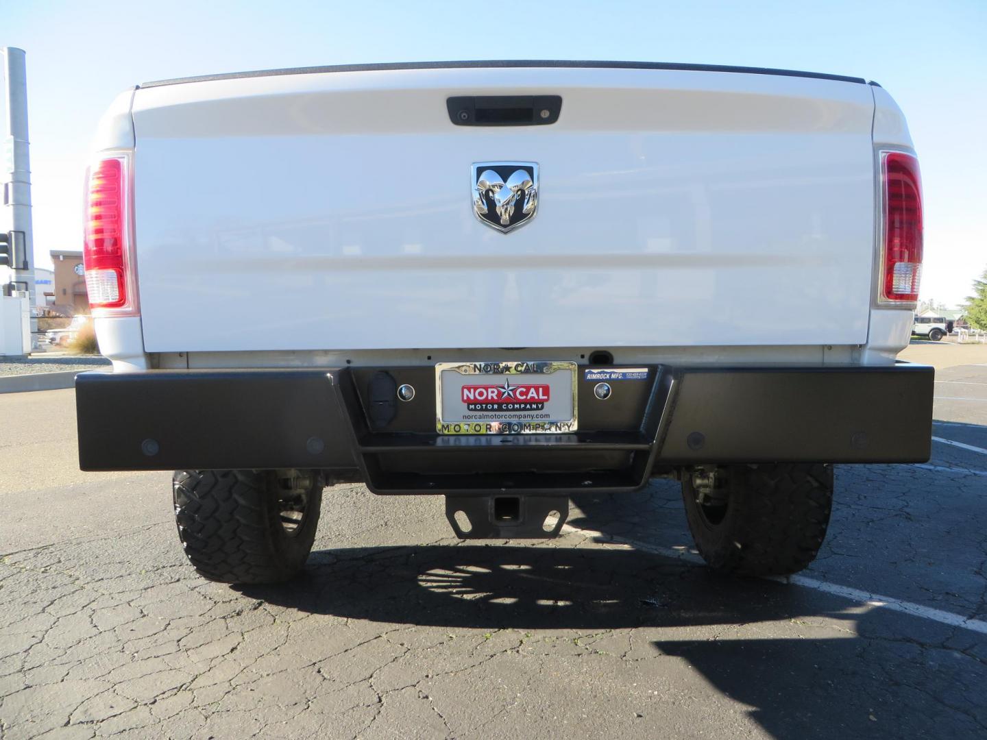 2015 White /Tan RAM 2500 Laramie Crew Cab LWB 4WD (3C6UR5KLXFG) with an 6.7L L6 OHV 24V TURBO DIESEL engine, 6-Speed Automatic transmission, located at 2630 Grass Valley Highway, Auburn, CA, 95603, (530) 508-5100, 38.937893, -121.095482 - Features- Thuren Suspension system, Fox 2.5 Performance Elite shocks, N-Fab runnign boards, Rimrock rear bumper, 20'' Fuel wheels, 35'' Nito Trail Grappler tires, Weathertech floor liners, and a Banks intake. - Photo#14