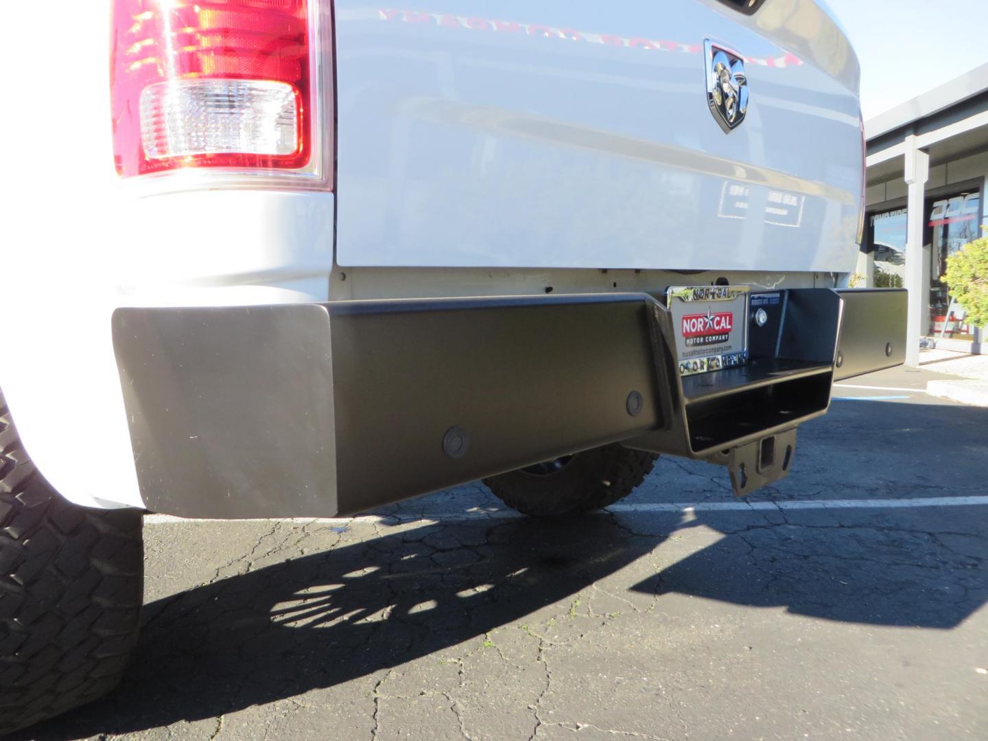 2015 White /Tan RAM 2500 Laramie Crew Cab LWB 4WD (3C6UR5KLXFG) with an 6.7L L6 OHV 24V TURBO DIESEL engine, 6-Speed Automatic transmission, located at 2630 Grass Valley Highway, Auburn, CA, 95603, (530) 508-5100, 38.937893, -121.095482 - Features- Thuren Suspension system, Fox 2.5 Performance Elite shocks, N-Fab runnign boards, Rimrock rear bumper, 20'' Fuel wheels, 35'' Nito Trail Grappler tires, Weathertech floor liners, and a Banks intake. - Photo#15