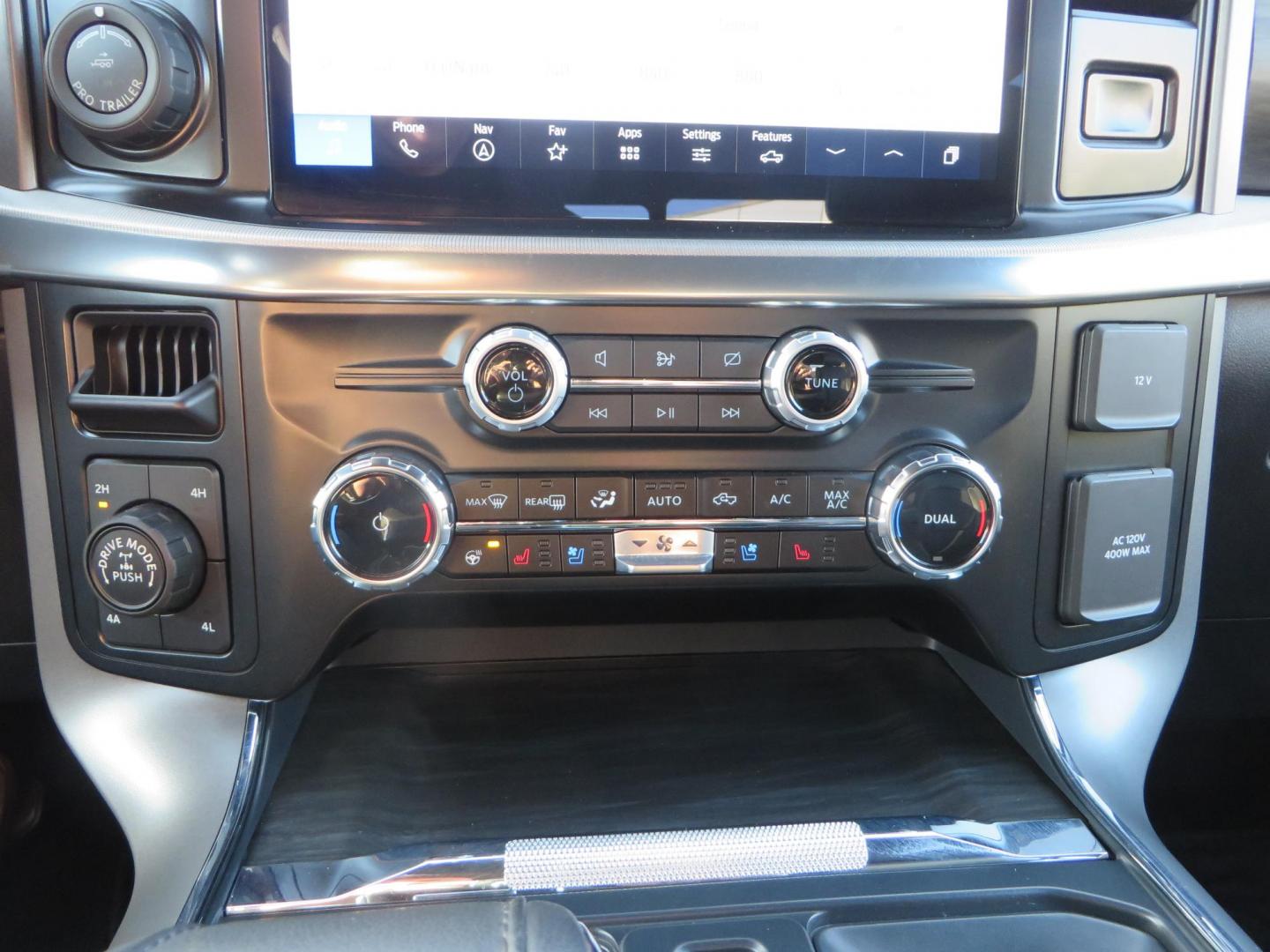 2024 White Ford F-150 Lariat SuperCrew 4WD (1FTFW5L56RF) with an 5.0L V8 OHV 16V engine, 6A transmission, located at 2630 Grass Valley Highway, Auburn, CA, 95603, (530) 508-5100, 38.937893, -121.095482 - New Level kit, 20'' Gear Alloy 764BM wheels, and Toyo Open Country AT3 tires. - Photo#30