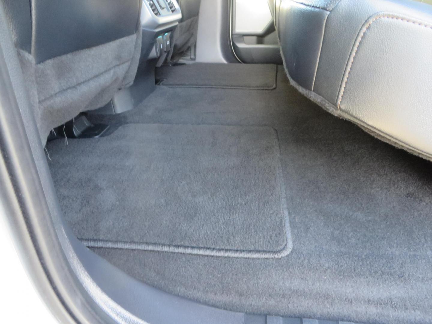 2024 White Ford F-150 Lariat SuperCrew 4WD (1FTFW5L56RF) with an 5.0L V8 OHV 16V engine, 6A transmission, located at 2630 Grass Valley Highway, Auburn, CA, 95603, (530) 508-5100, 38.937893, -121.095482 - New Level kit, 20'' Gear Alloy 764BM wheels, and Toyo Open Country AT3 tires. - Photo#47